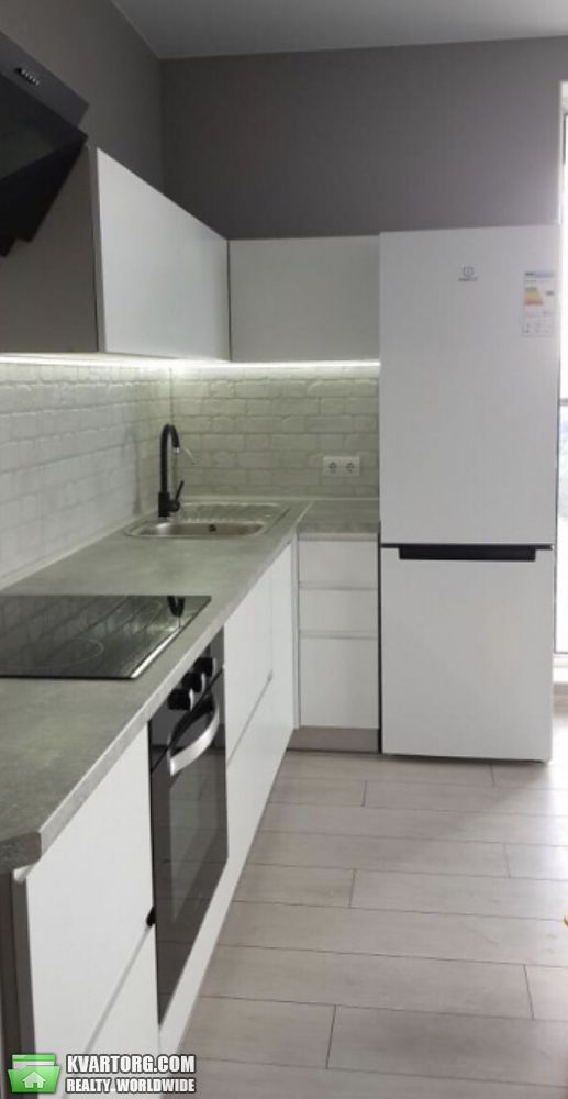 Rent out 2-room apartment. Киев,  Жмаченко — photo 4