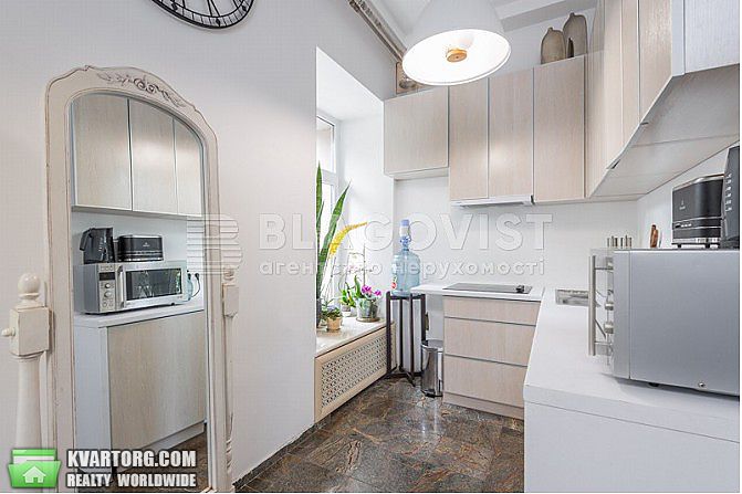 Sell 3-room apartment. Киев,  Лютеранская — photo 2