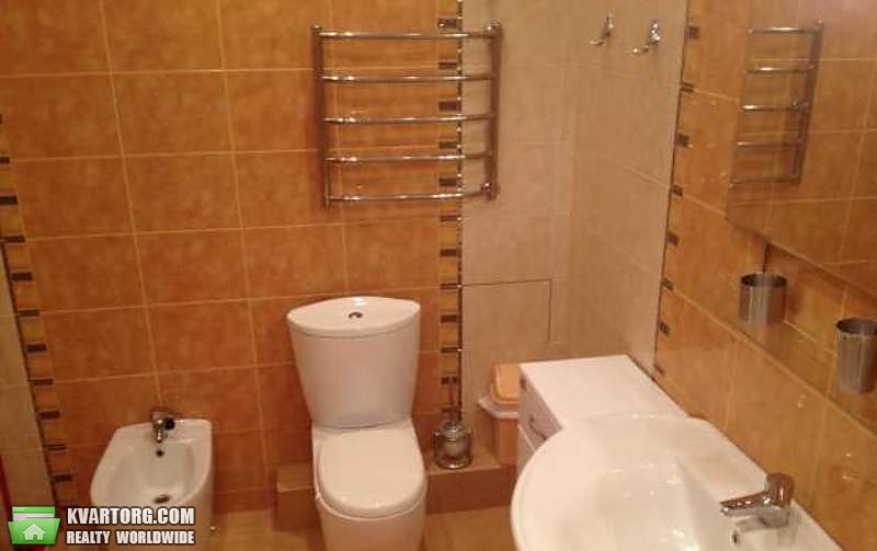 Rent out 3-room apartment. Киев,  Дмитриевская — photo 10