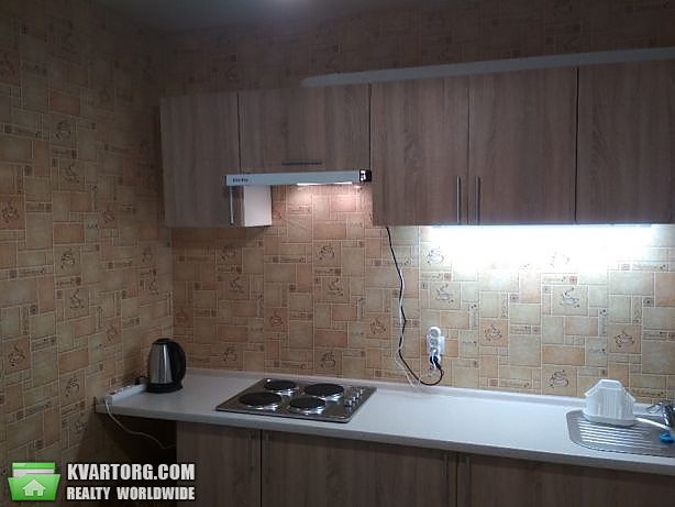 Rent out 1-room apartment. Киев,  Трутенко — photo 3