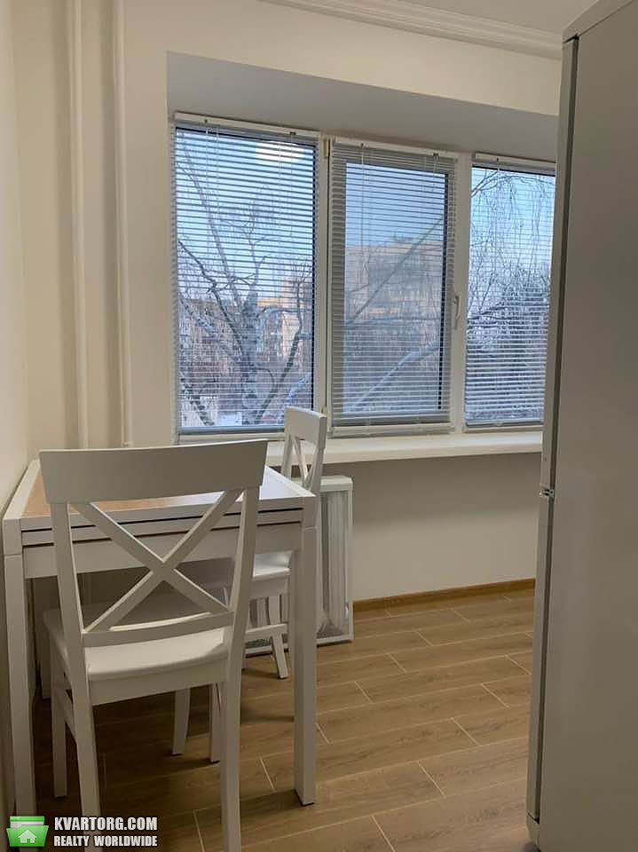 Rent out 2-room apartment. Киев,  Героев Обороны — photo 7