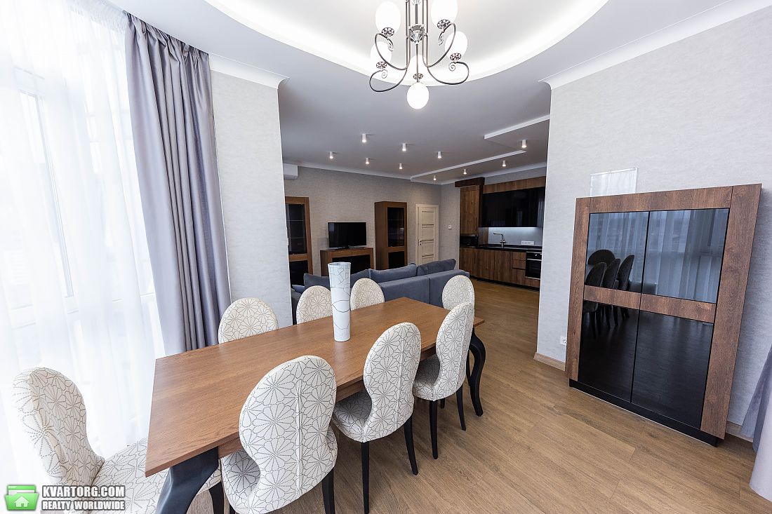 Rent out 4-room apartment. Киев,  Драгомирова — photo 3