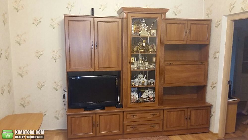 Sell 3-room apartment. Киев,  Героев Днепра — photo 2