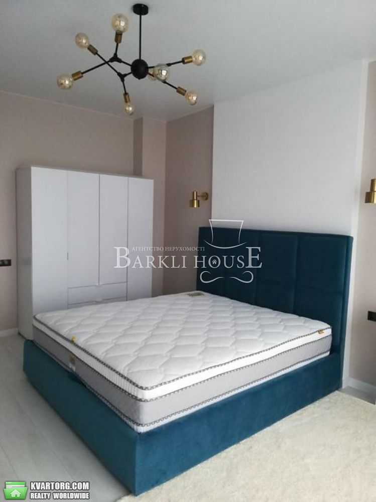 Rent out 2-room apartment. Киев, Бульварно Кудрявская — photo 4