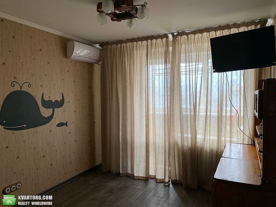 Sell 2-room apartment. Киев, Героев Сталинграда — photo 1