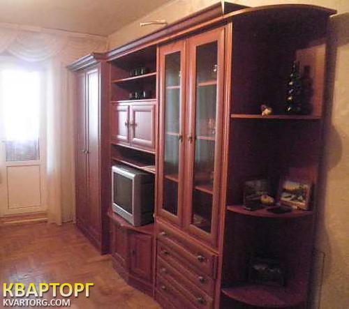 Rent out 3-room apartment. Киев, Приречная — photo 5