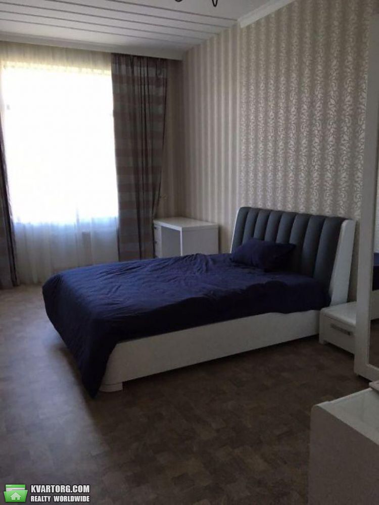 Rent out 3-room apartment. Киев,  Победы пр — photo 3