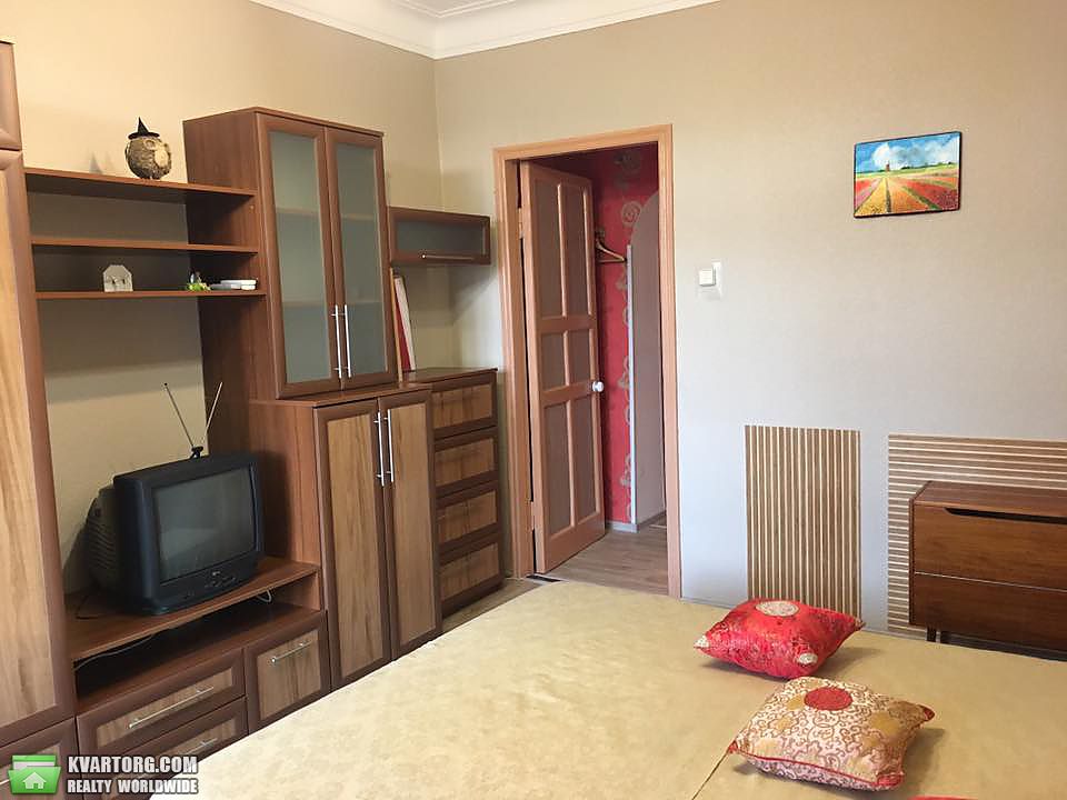 Rent out 2-room apartment. Киев,  Воздухофлотский пр — photo 8