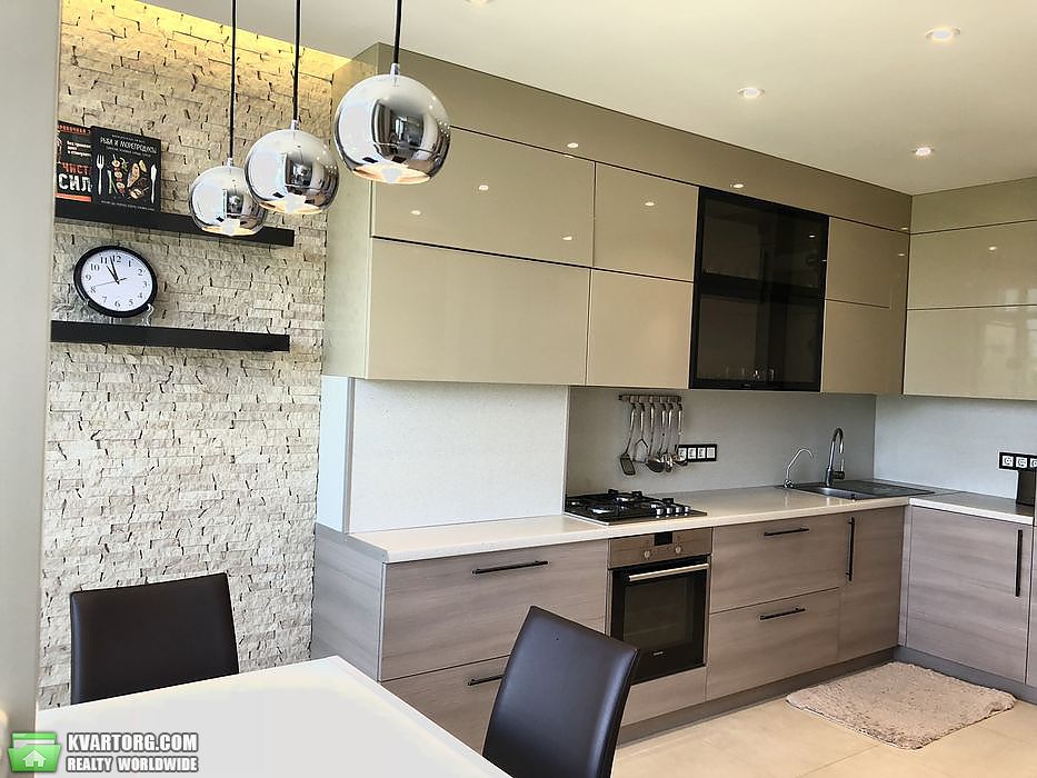Sell 2-room apartment. Киев,  Метрологическая — photo 1