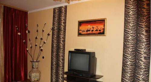 Rent out 2-room apartment. Одесса, Колонтаевская 2 — photo 1