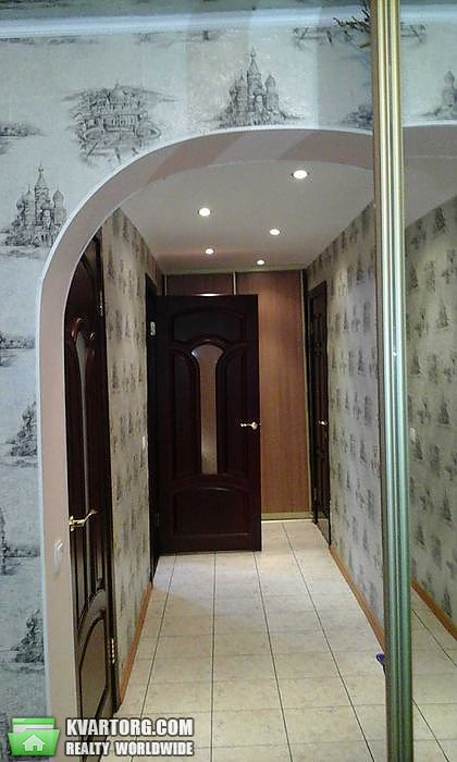 Rent out 3-room apartment. Киев,  Кондратюка — photo 9