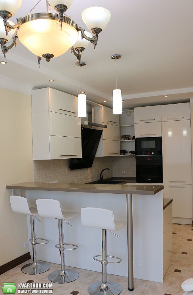 Rent out 2-room apartment. Киев,  Голосеевский пр — photo 3