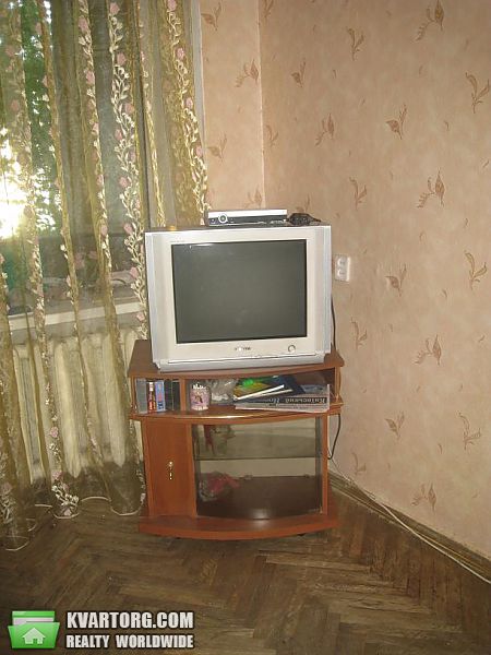 Rent out 1-room apartment. Киев,  Голосеевский пр — photo 6