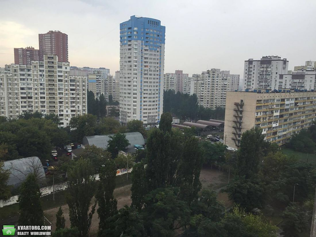 Sell 3-room apartment. Киев,  Харьковское шоссе — photo 2