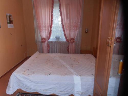 Rent out 2-room apartment. Одесса, Вильямса — photo 3