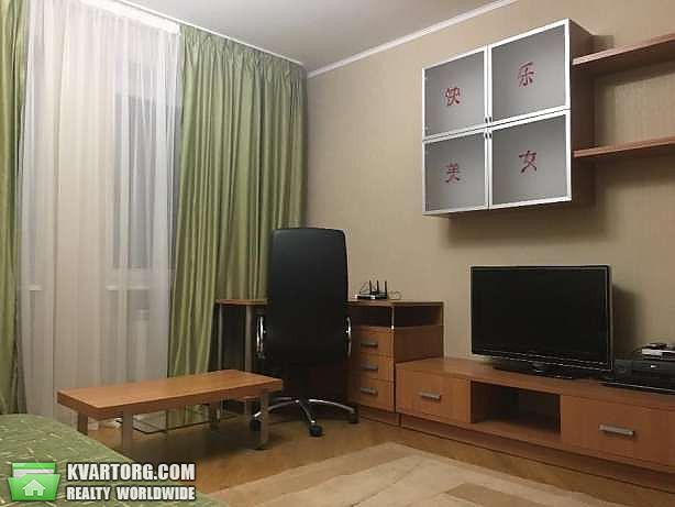 Rent out 3-room apartment. Киев,  Княжий Затон — photo 3