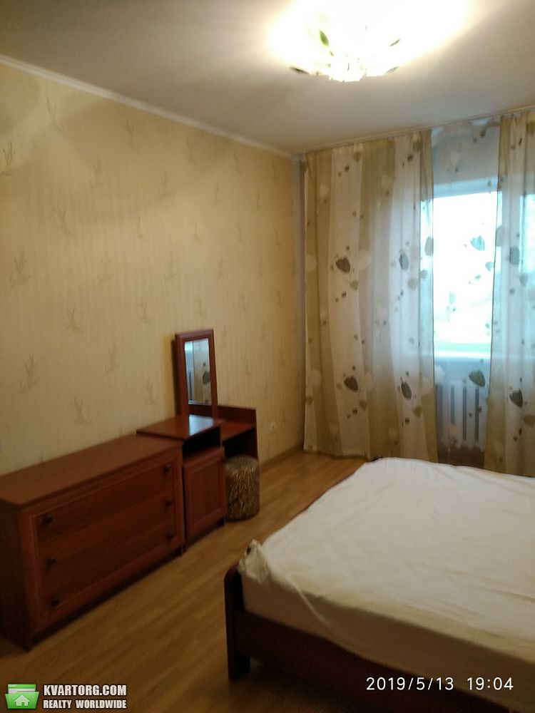 Rent out 2-room apartment. Киев,  Верховного Совета бул — photo 4