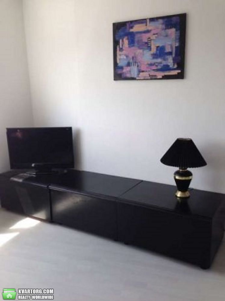 Rent out 2-room apartment. Киев,  Героев Сталинграда пр — photo 8