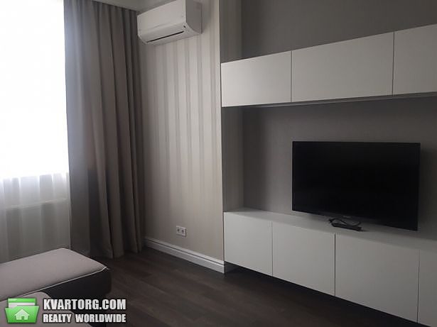 Rent out 2-room apartment. Киев,  Филатова — photo 4