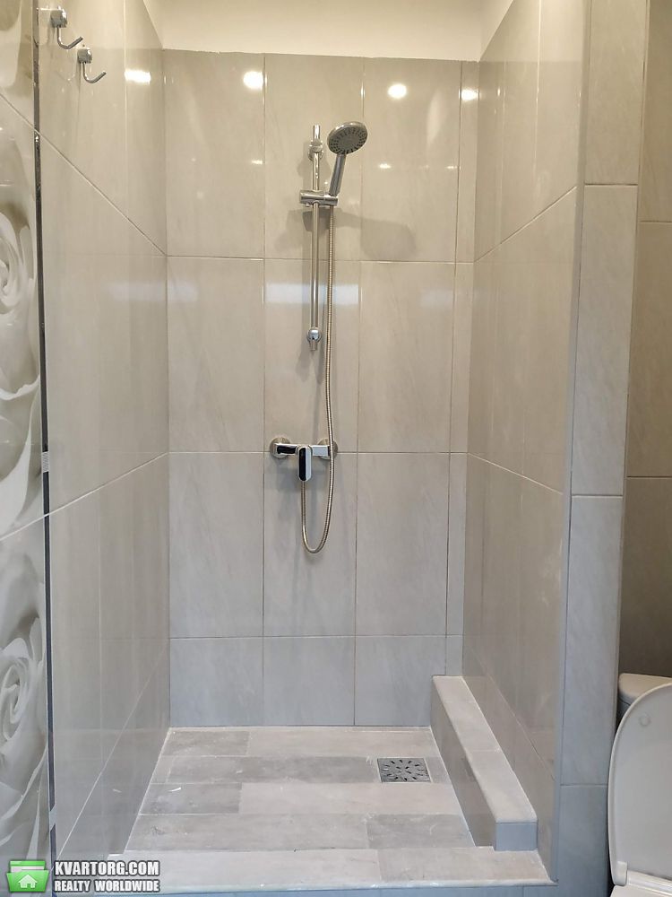 Rent out 1-room apartment. Киевская обл., Набережная — photo 5