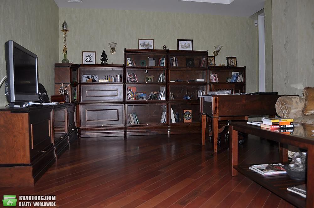 Rent out 3-room apartment. Киев,  Хоривая — photo 6