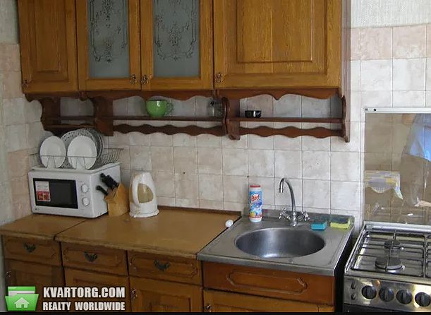 Rent out 3-room apartment. Киев,  Питерская — photo 5