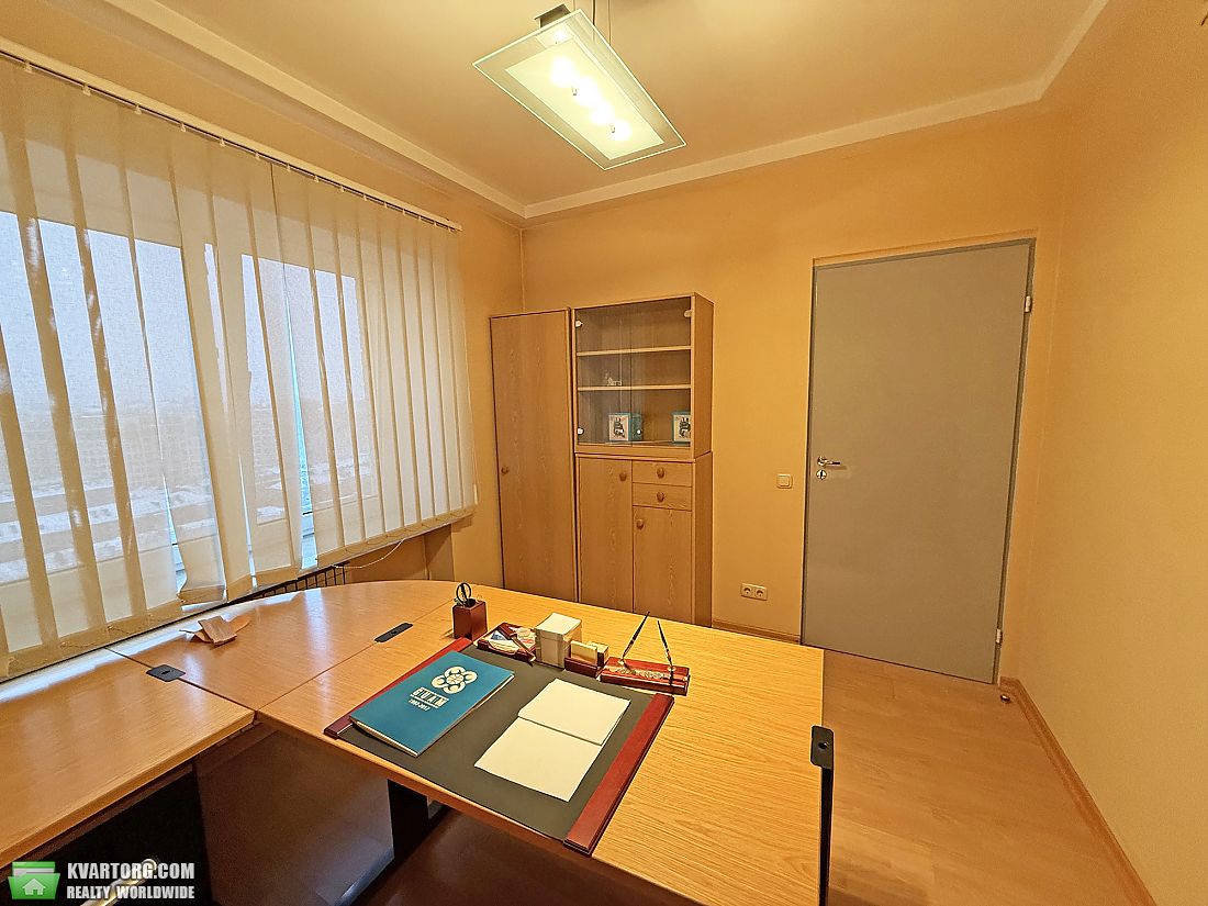 Sell multi-room apartment. Киев, Верхогляда — photo 9