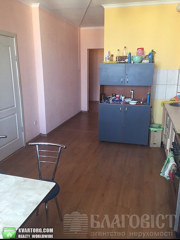 Sell multi-room apartment. Киев,  Срибнокильская — photo 4