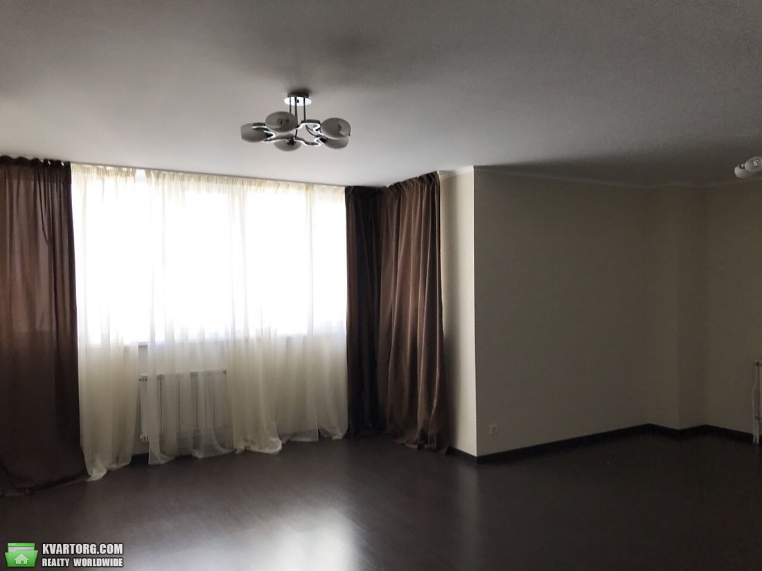 Rent out 2-room apartment. Киев,  Гетьмана — photo 2