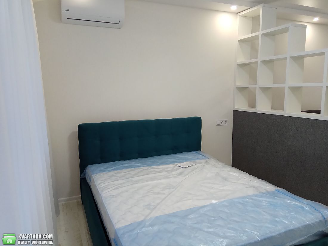 Rent out 1-room apartment. Киев, Луценко — photo 5