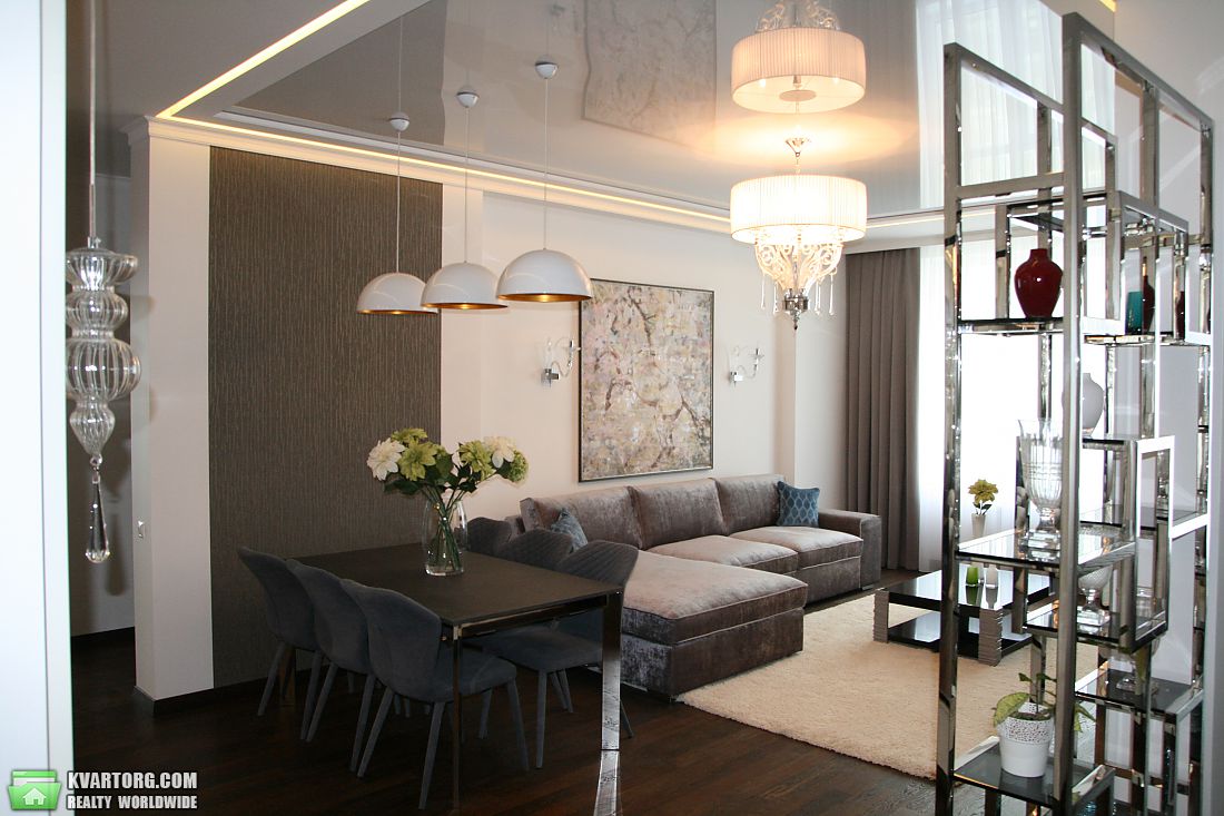 Sell 4-room apartment. Киев,  Драгомирова — photo 2