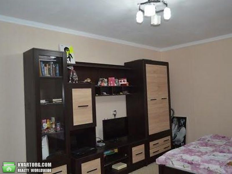 Sell 3-room apartment. Киев,  Чернобыльская — photo 2
