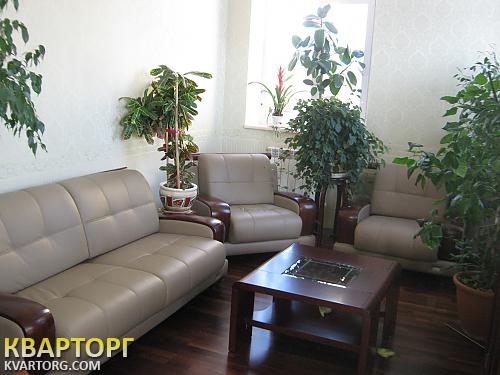 Rent out house. Киев, Промышленная — photo 6