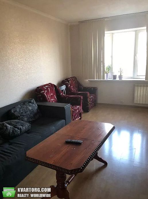 Rent out 3-room apartment. Киев,  Свободы пр — photo 3