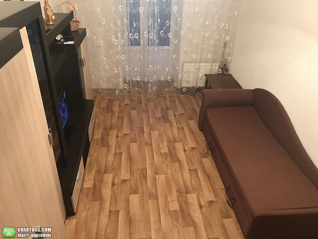 Rent out 1-room apartment. Киев,  Гончара — photo 2