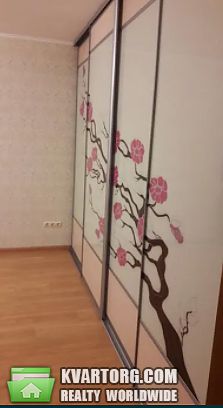 Rent out 2-room apartment. Киев,  метро — photo 8