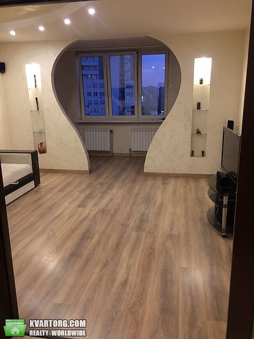 Rent out 1-room apartment. Киев,  Срибнокильская — photo 1