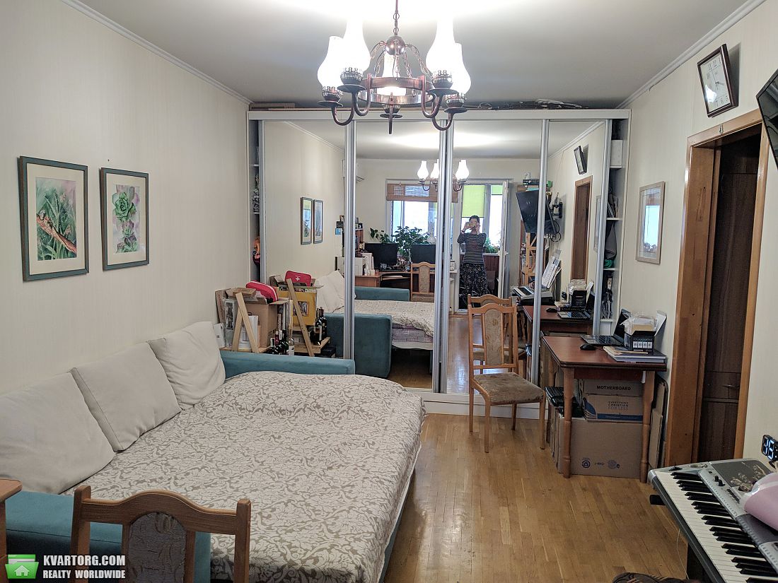 Sell 2-room apartment. Киев,  Свободы пр — photo 3