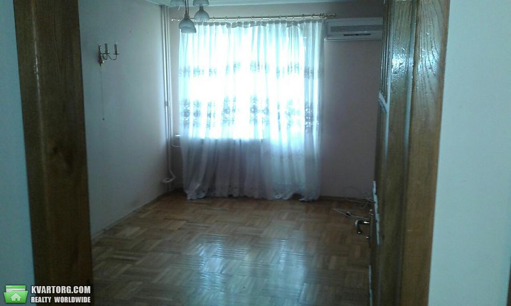 Sell 3-room apartment. Киев,  Вышгородская — photo 3