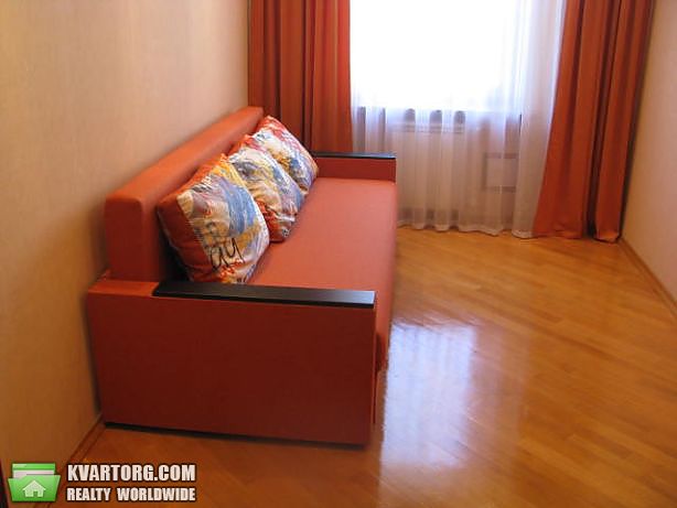 Rent out 3-room apartment. Киев,  Стуса — photo 8