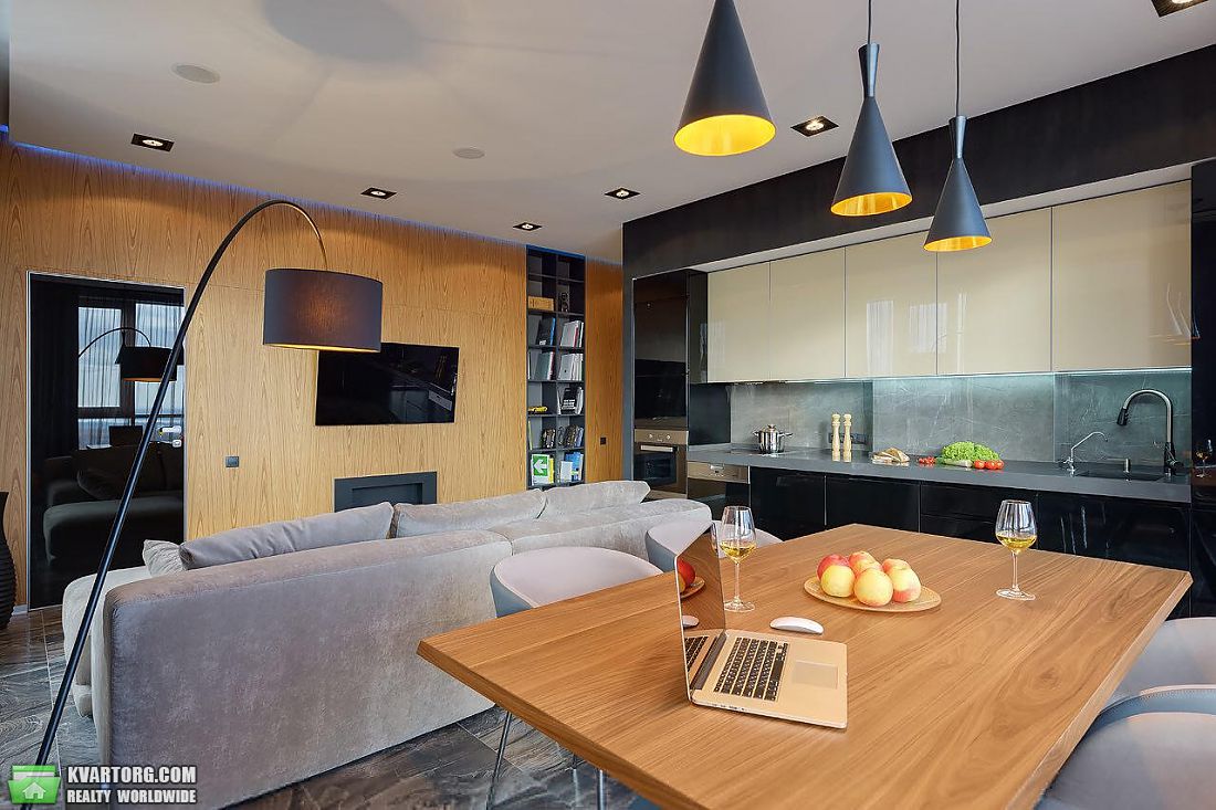Sell 3-room apartment. Киев,  Драгомирова — photo 1