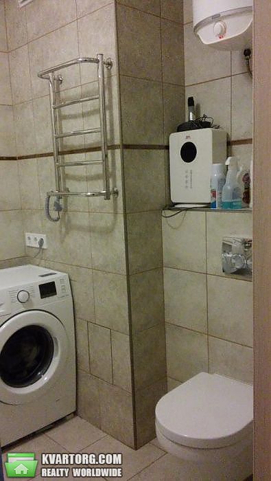 Rent out 2-room apartment. Киев,  Вильямса — photo 5