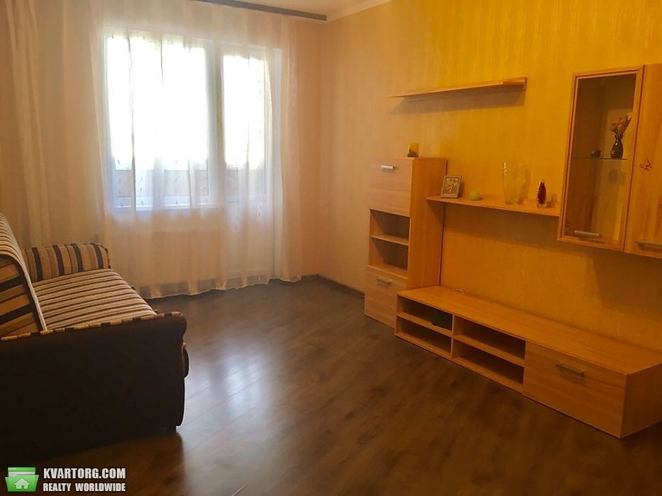 Rent out 1-room apartment. Киев,  Драгоманова — photo 1