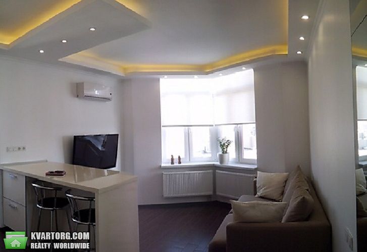 Sell 2-room apartment. Киев,  Лаврухина — photo 1