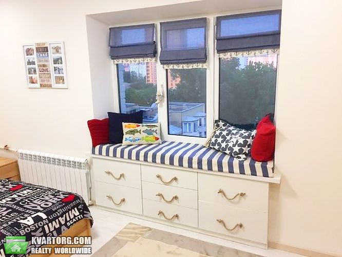 Rent out 2-room apartment. Киев,  Кустанайская — photo 2