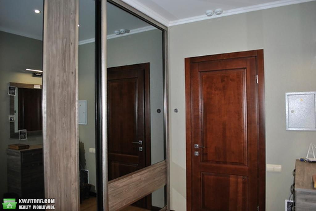 Rent out 2-room apartment. Киев, Сикорского — photo 9
