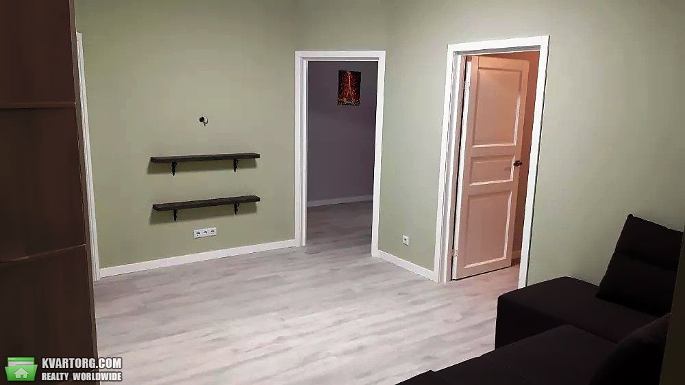 Rent out 2-room apartment. Киев,  Воссоединения пр — photo 9