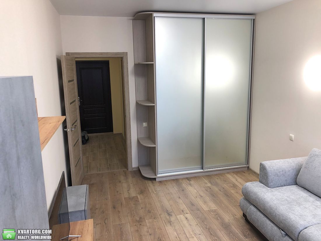 Rent out 1-room apartment. Киев,  Правды пр — photo 9