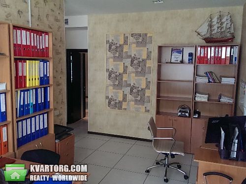 Rent out office. Киев, Бажана — photo 1