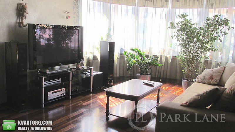 Sell 5-room apartment. Киев, Дмитриевская — photo 1